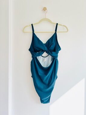 Cupshe Navy Blue Twist-Front One-Piece Maternity Swimsuit | Women’s Large